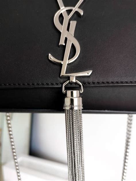 ysl site wallapop.com|Yves Saint Laurent di seconda mano .